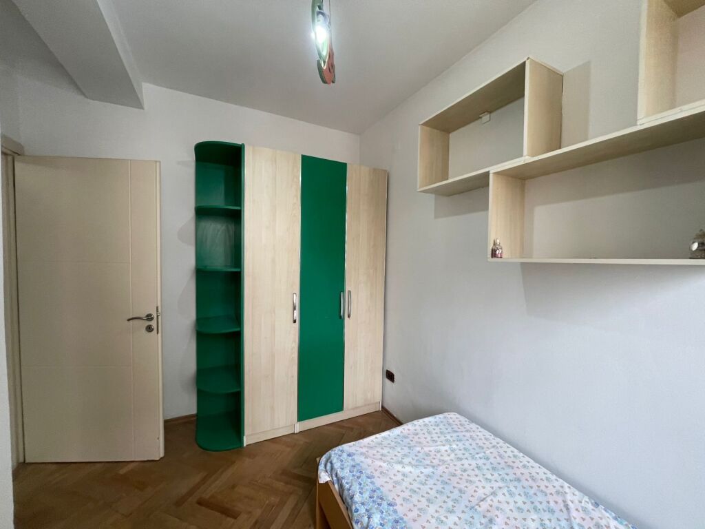 Jepet me qira 3+1+2 DON BOSKO TE VIVA MARKET 650 mije leke