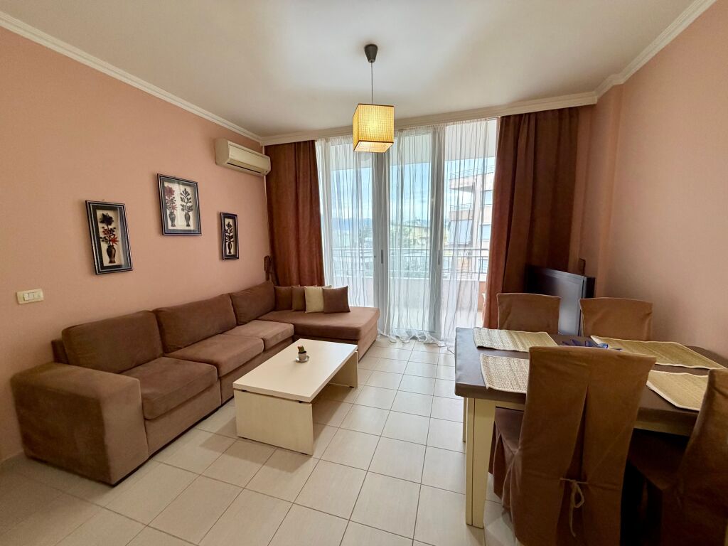 Apartament 1+1 + parkim tek liqeni