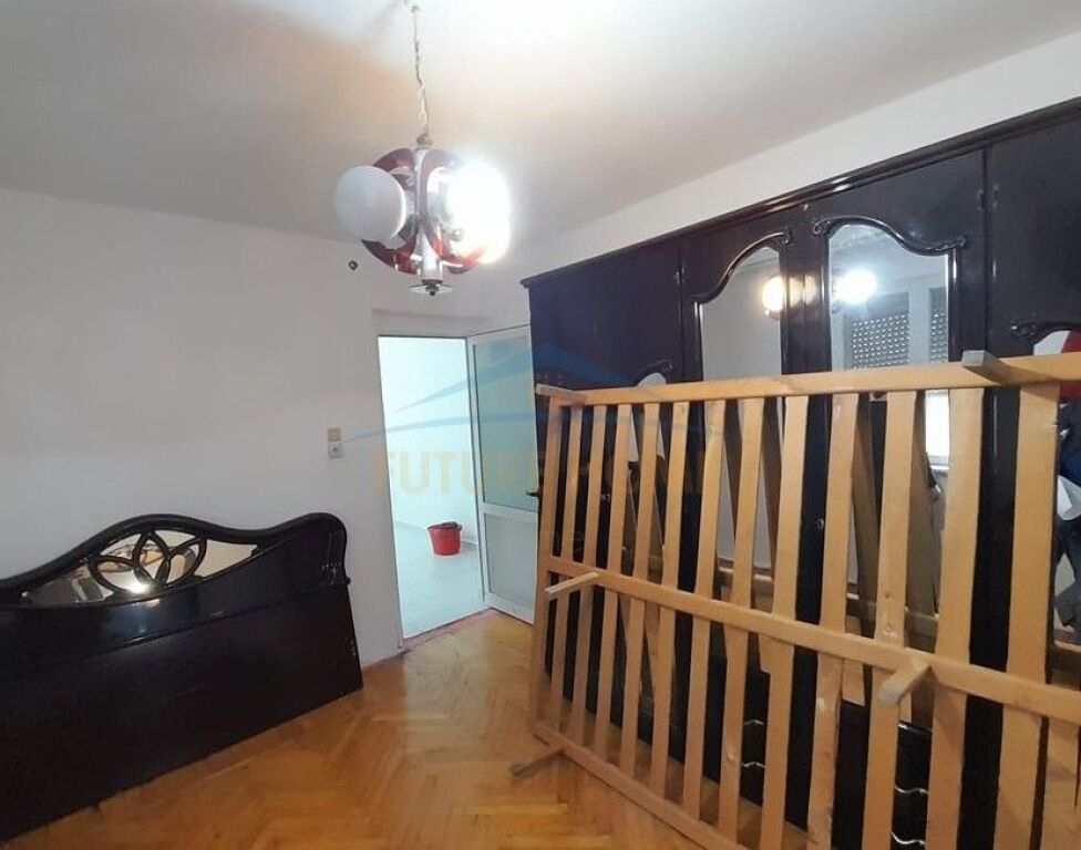 Qera , Apartament 1+1 , Bulevardi Zogu i 1 , Tirane