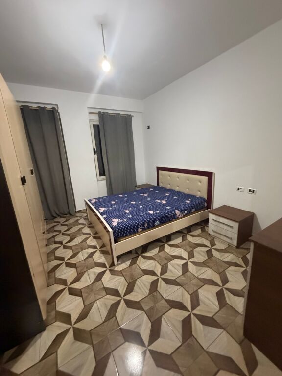 2+1,i mobiluar te liqeni i thate,500 euro