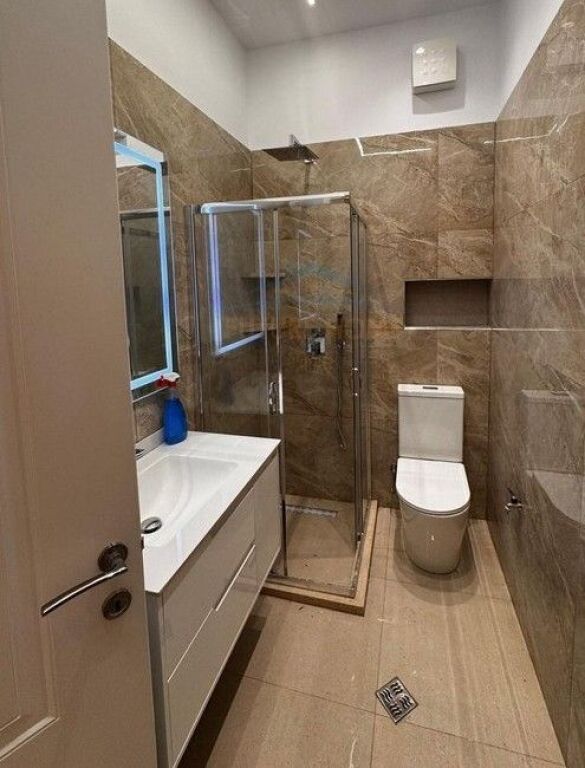 For sale, 2+1 Apartment New Ring, Tirana