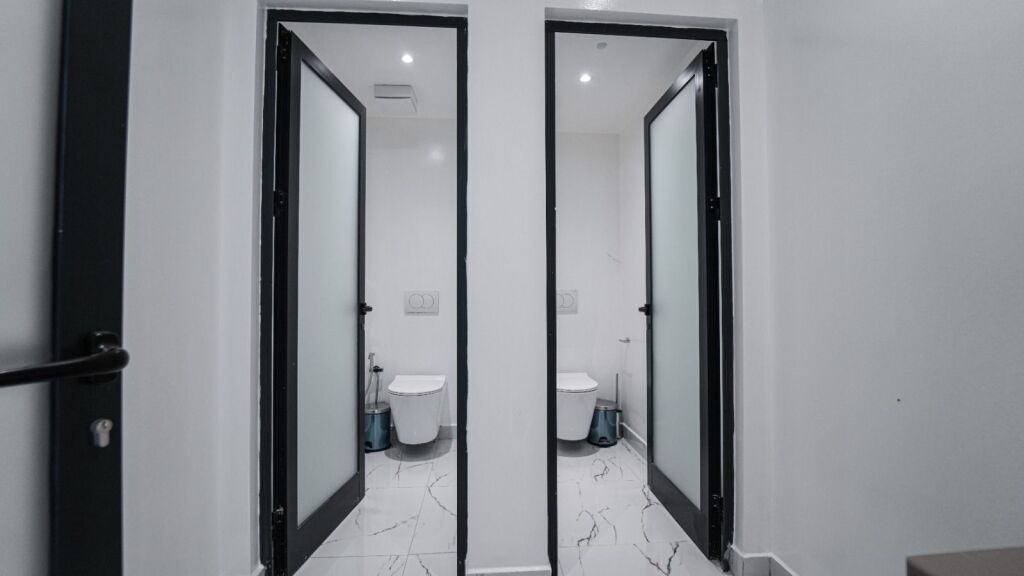 JEPET ME QERA AMBIENT BIZNESI 2 KATE PRANE MUZEUMIT, DURRES