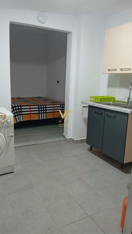 ENTRANCE 1+1+YARD FOR RENT IN ALI DEM 25,000 LEKE