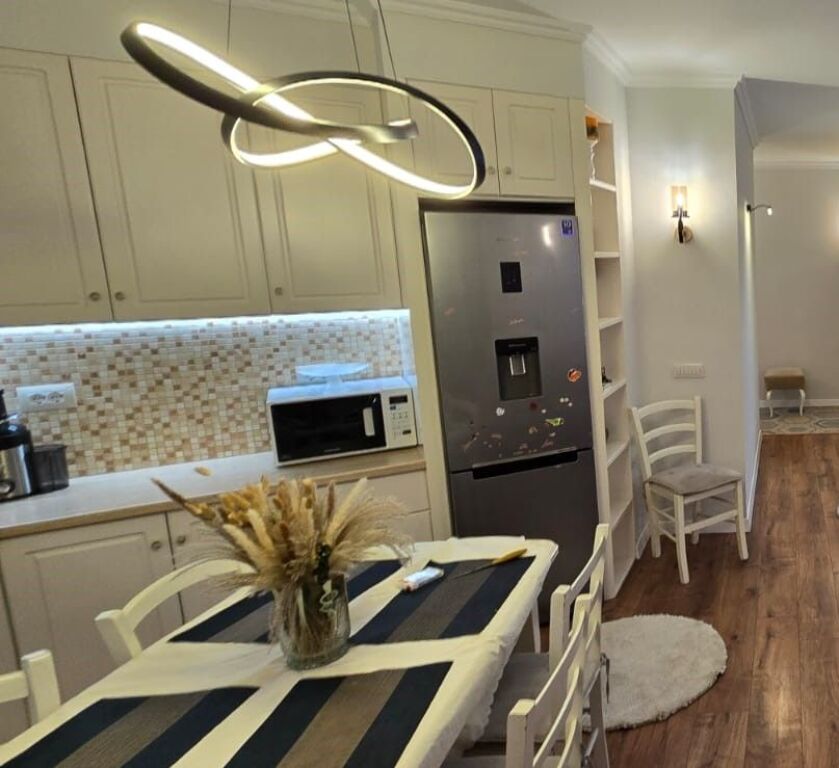 Jepet me Qira Apartament 3+1+2 - 📍 Pranë Kodrës së Diellit 1 !