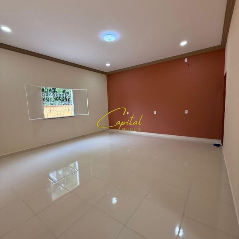 NEGOZIO IN AFFITTO 45 M2 MYSLYM SHYRI 2.200 EURO