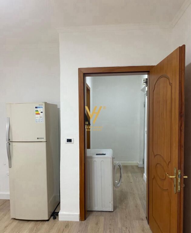 JEPET GARSONIERE ME QIRA TE MYSLYM SHYRI 37.000 LEKE