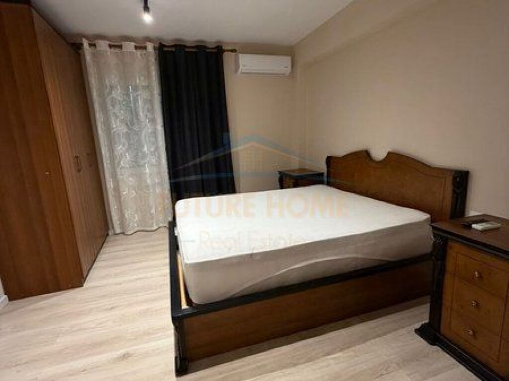 Qera, Apartament 2+1, Oxhaku , Tiranë