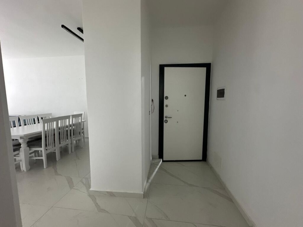 Apartament 2+1 vije e pare me detin, Mali i Robit