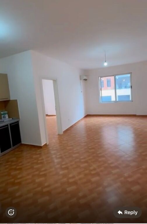 1+1, parzialmente arredato, presso l'hotel Rolandi, Astir, 400 mila lek