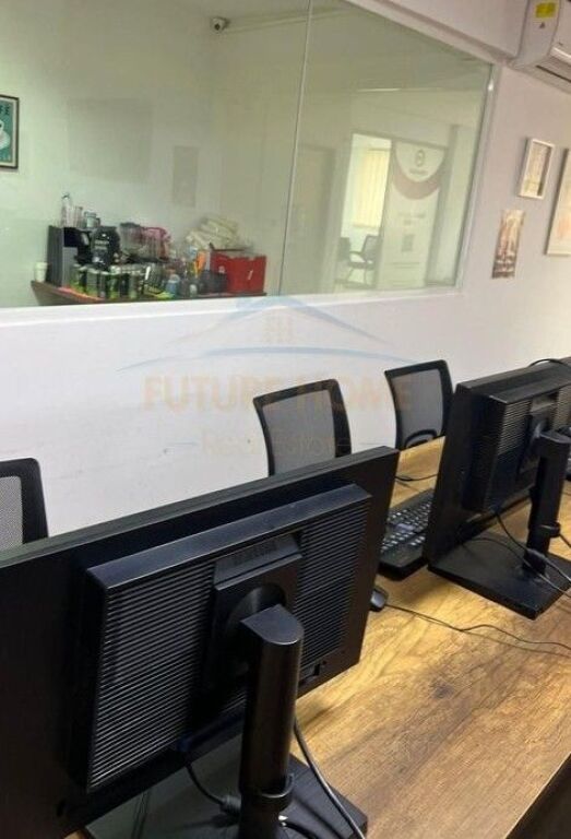 Affitto, Spazio Commerciale, Ex Parco Autobus