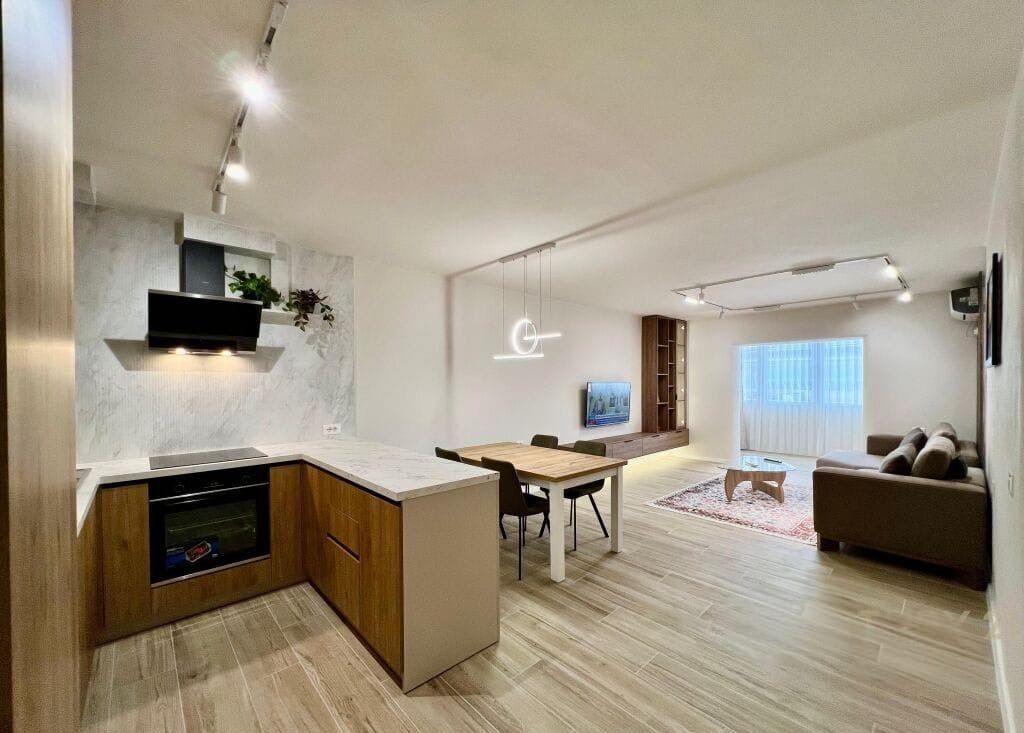 Apartament me qira Rruga Irfan Tomini, prane shkolles 26 Nentori