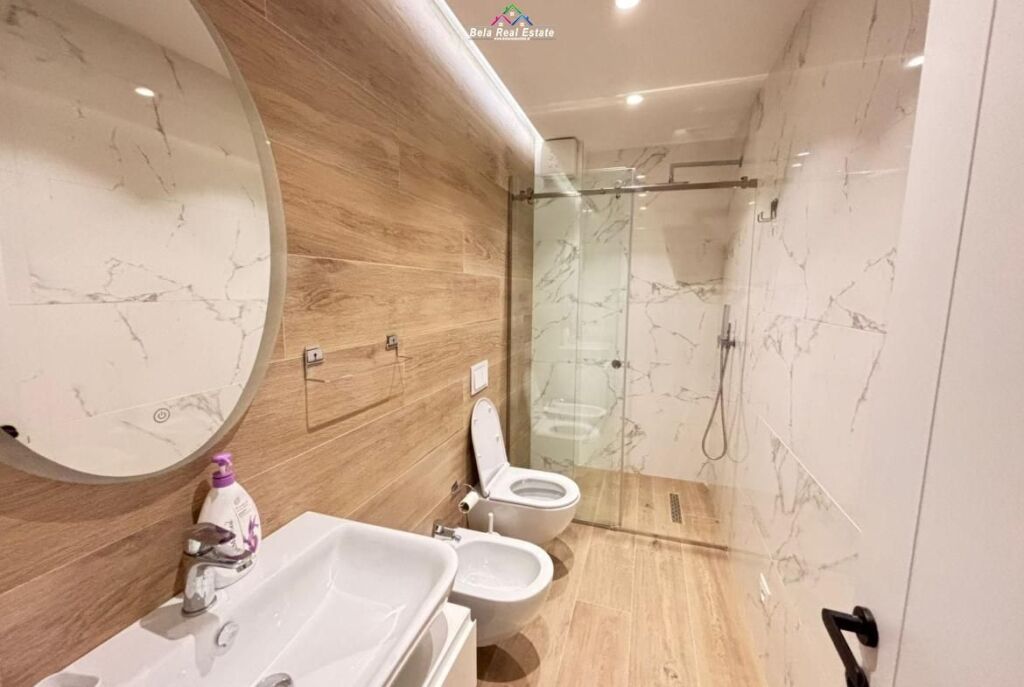 Apartament Me Qera 2+1+2 Tek Rruga Dritan Hoxha ( ID B2201733) Tirane