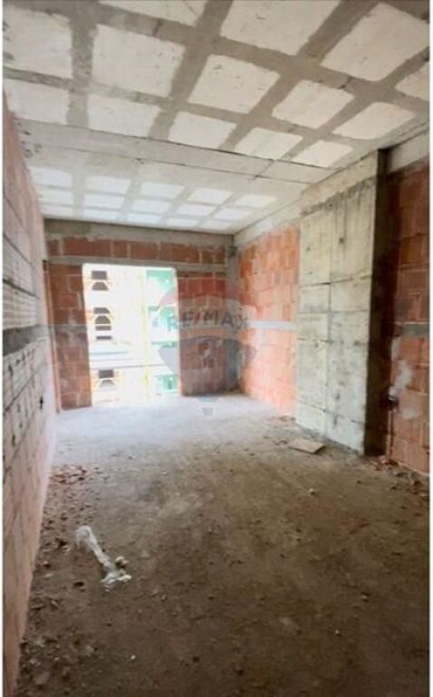 Apartament 1+1 per shitje tek Tirana Entry