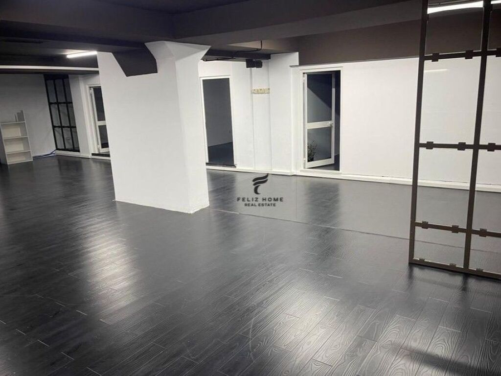 ZYRE ME QERA 350 M2 SHESHI WILLSON 4000 EURO