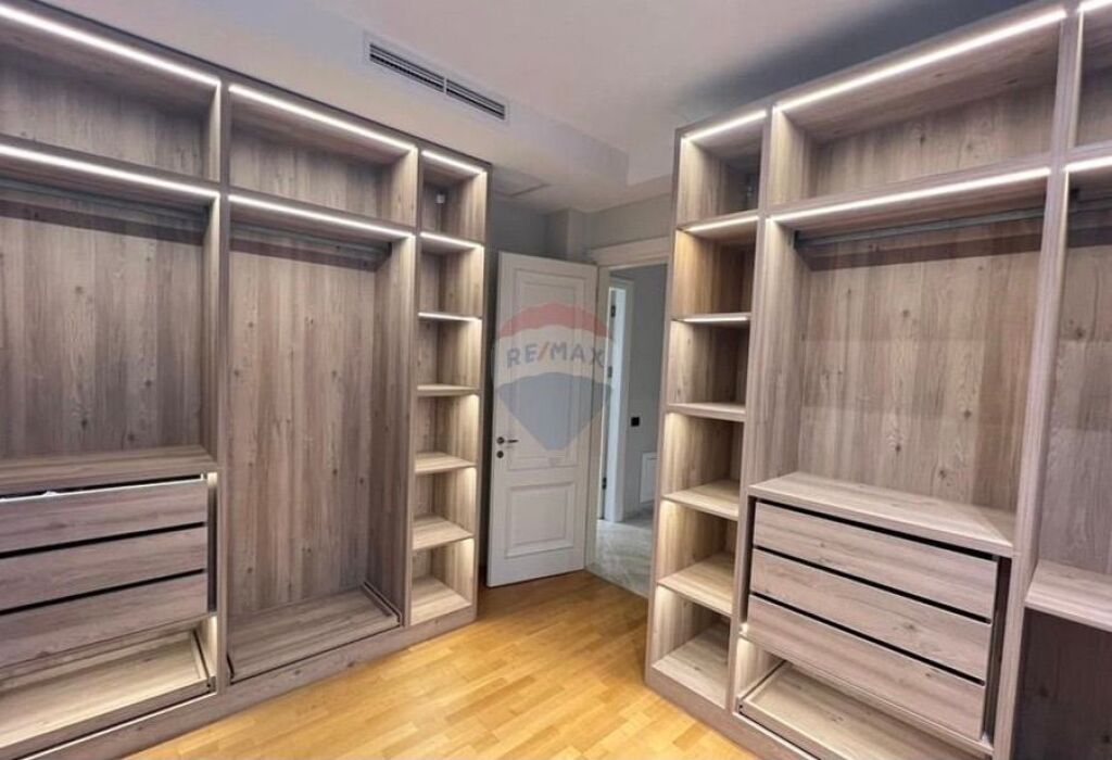 Apartament 3+1+2 luksoz tek Ambasada Amerikane. ID: 530181096-196