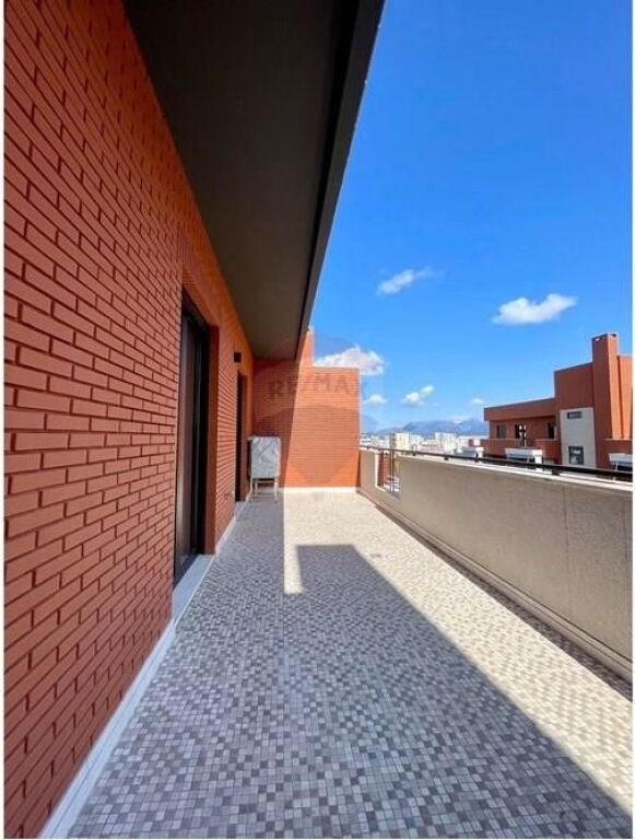 Super 2+1+Parkim DELIJORGJ