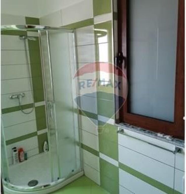 Vilë - Për Shitje - Tufinë, Tiranë 250,000 €