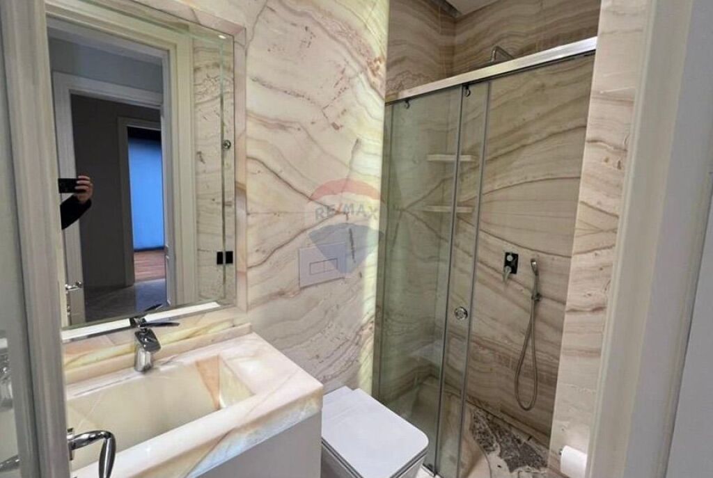 Apartament 3+1+2 luksoz tek Ambasada Amerikane. ID: 530181096-196