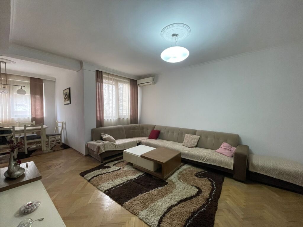 Jepet me qira 3+1+2 DON BOSKO TE VIVA MARKET 650 mije leke