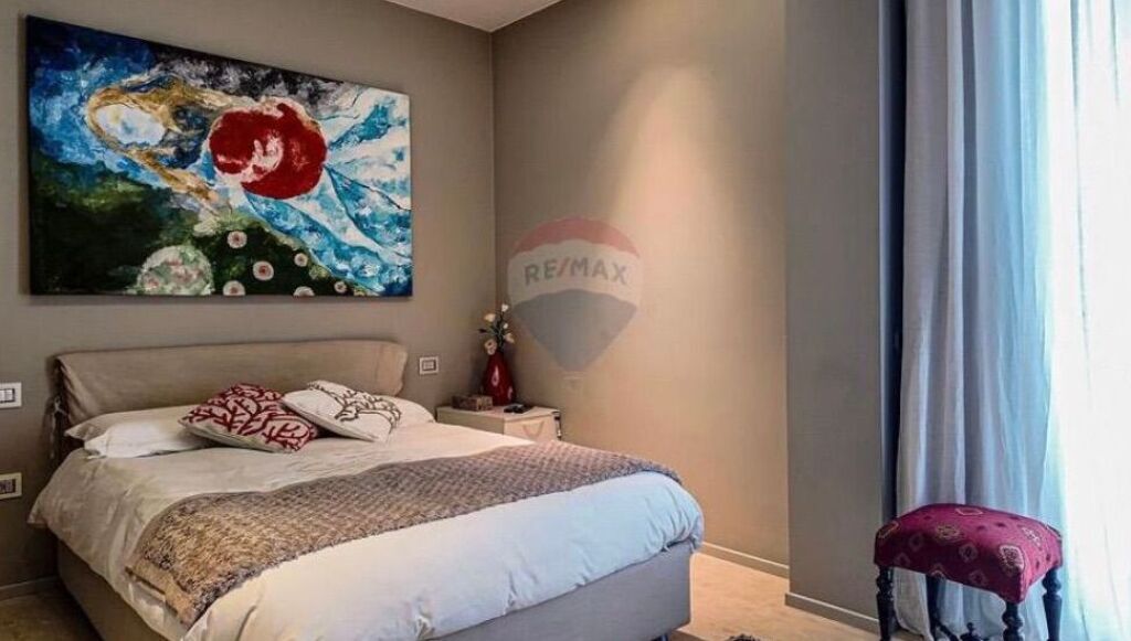 Apartament - Për Shitje - Selita e Vjetër, Tiranë ID: 530281030-938