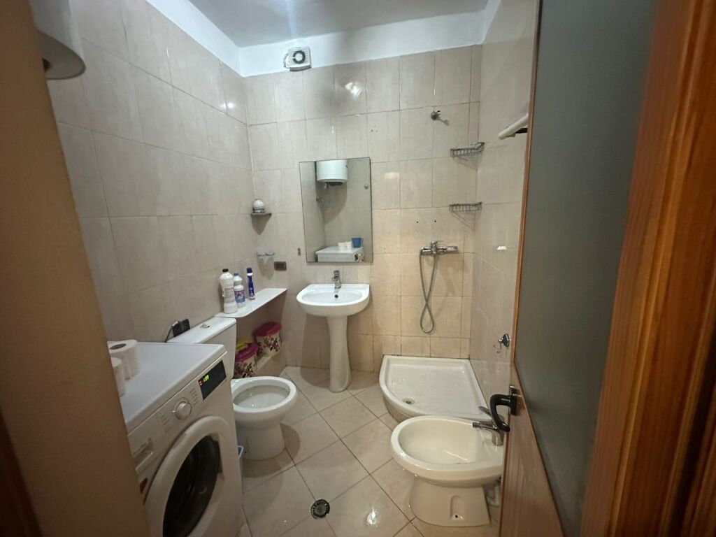 Jepet apartment me qera