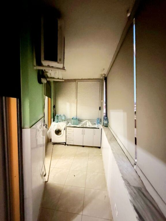 Kavaje, apartment 1+1, building with elevator near the industrial market