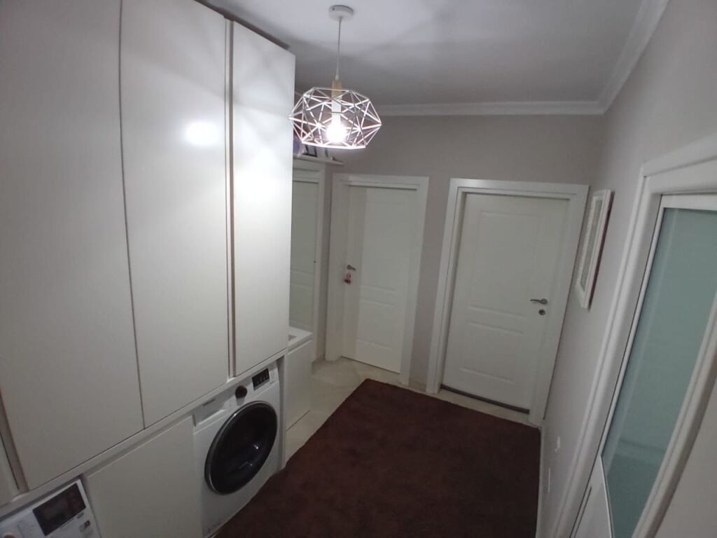 Shitet apartament 1+1 me hipotek ne Kamez