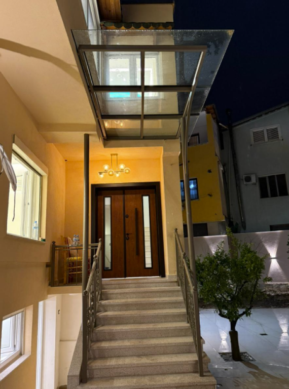 🏡 VILLA TWIN IN AFFITTO 📍 21 Dhjetori