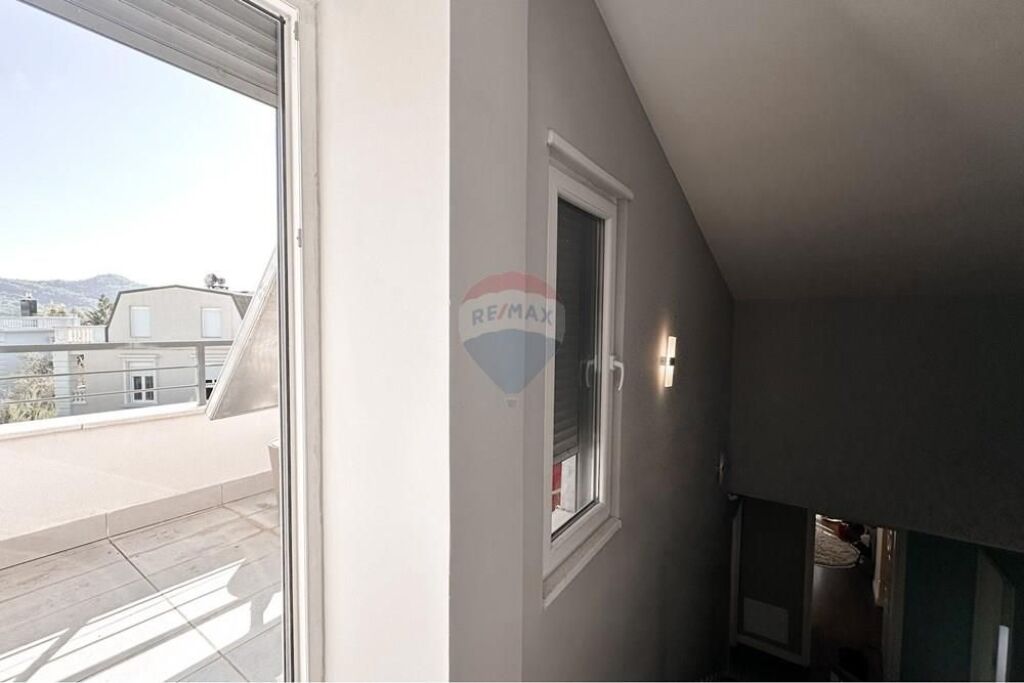 JEPET ME QERA VILE TEK REZIDENCA SUNRISE 2200 EURO