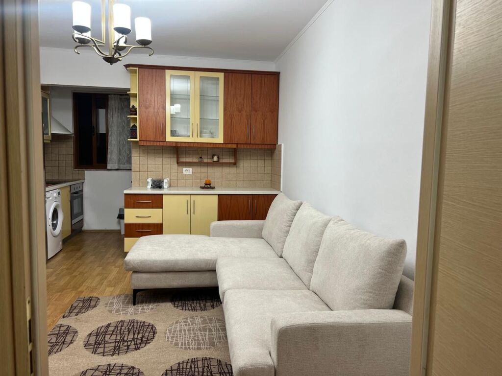 Apartament 2+1 per shitje te Irfan Tomini