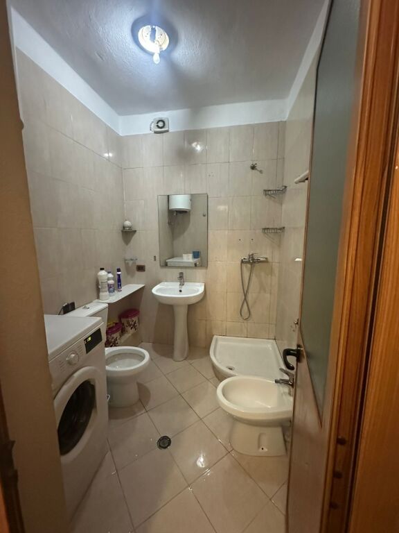 Jepet apartment me qera