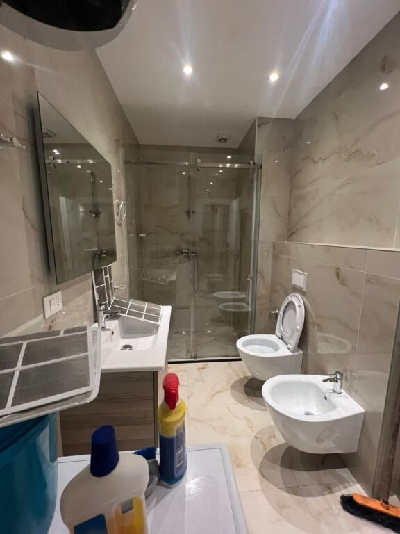 Liqeni i Thate - Med Invest