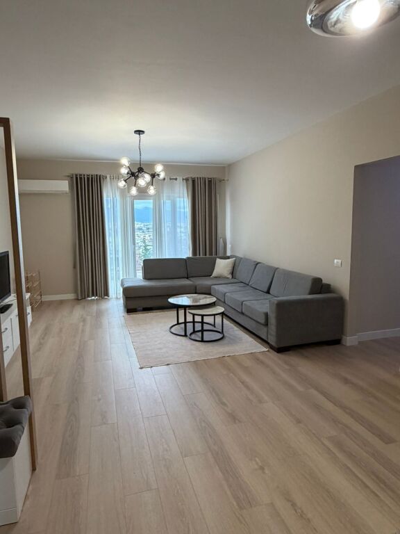 Affittasi Appartamento 2+1+2 Giardino Botanico