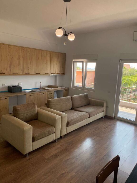 apartament 1+1 me qira ne Shkoze