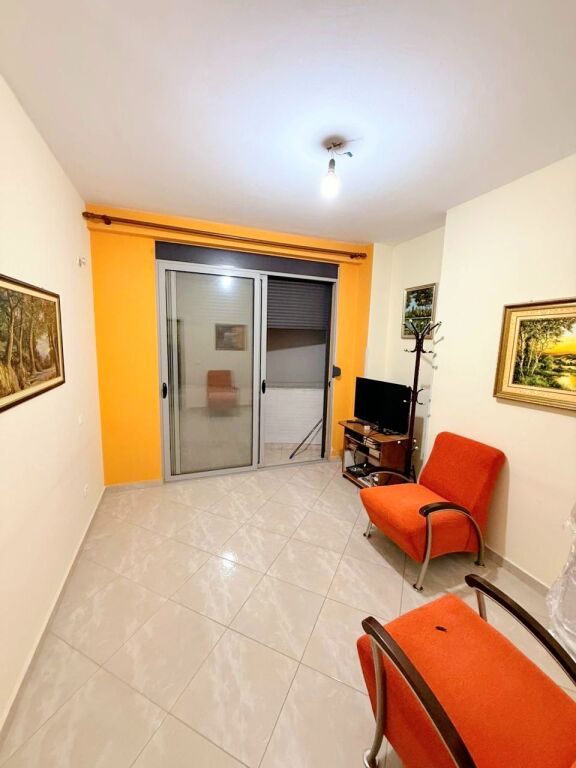 Kavaje, apartment 1+1, building with elevator near the industrial market