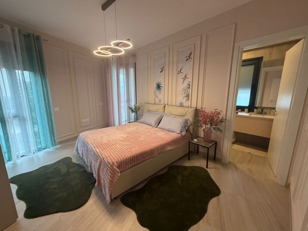 Shitet Apartament Premium ne Zonen e Liqenit te Thate