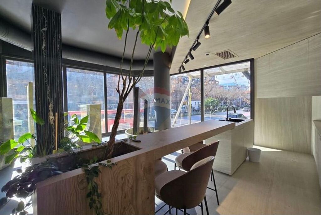 Dyqan per qira te Sheshi Wilson ID: 530191006-1134