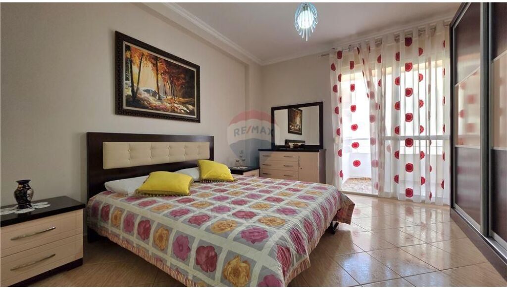 🏡 Apartament 2+1+2 për Shitje – Rr. e Çipajve, Vlorë