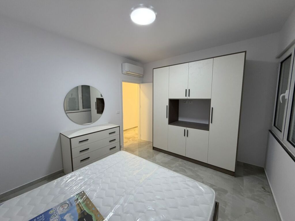 Jepet Apertament me Qera 2+1