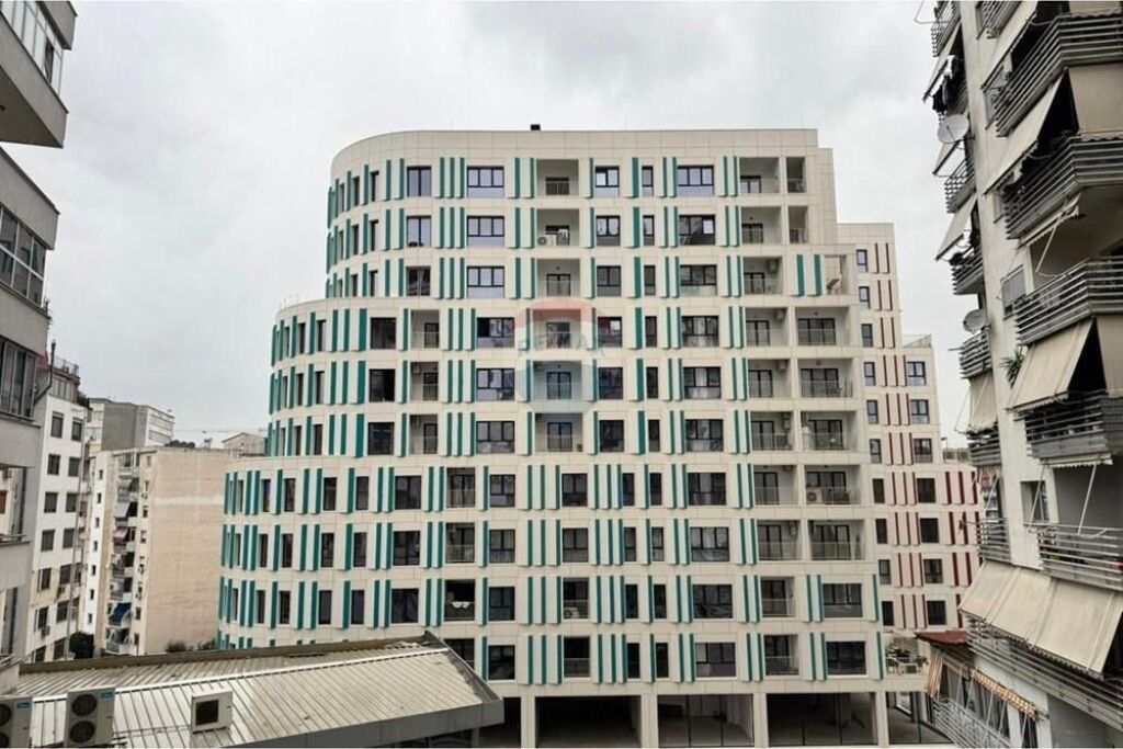 Jepet me Qira Dyqan te Zogu i Zi