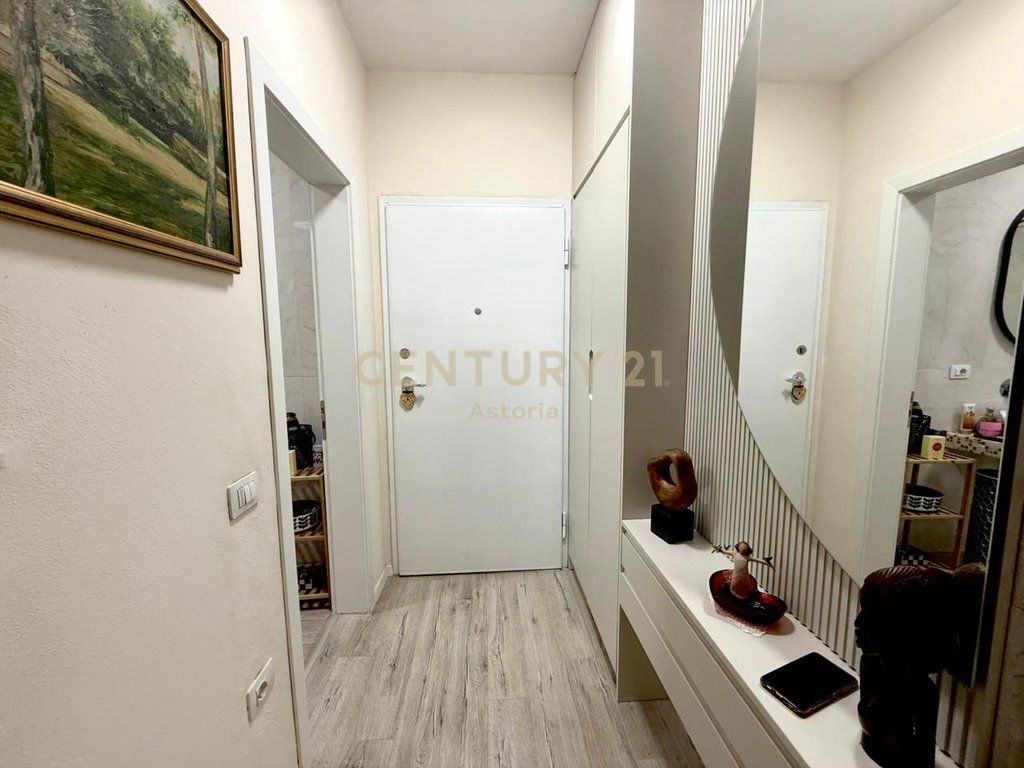 Apartament 1+1 për shitje te Gjimnazi Partizani