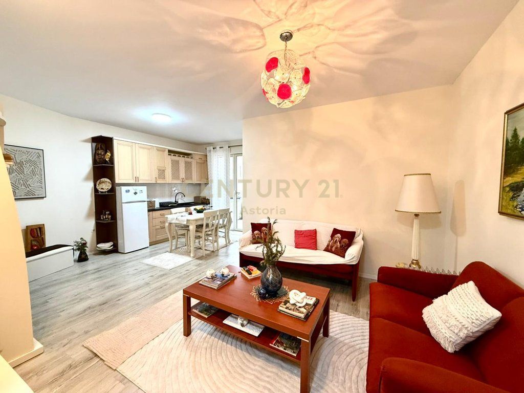 Appartamento 1+1 in vendita a Pazari i ri