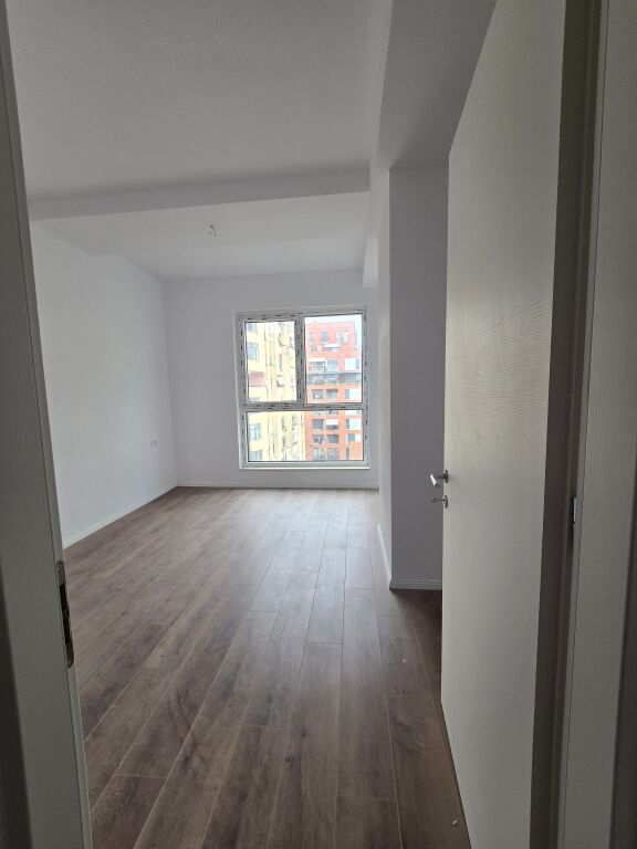 Affittasi 1+1 per ufficio, 21 Dhjetori