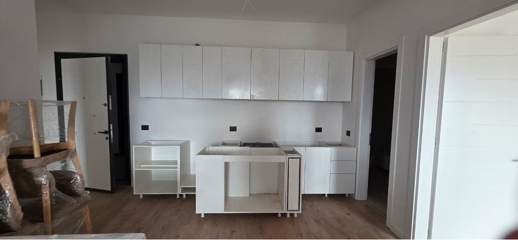 Paskuqan, Ofrojmë për qira Apartament 2+1+Post Parkimi! 600 € /Muaj