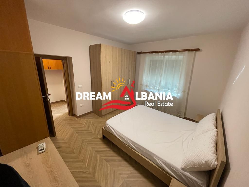 Appartamento in affitto nella zona di Rruga Durresit vicino a Mozaiku a Tirana (ID 42215480)