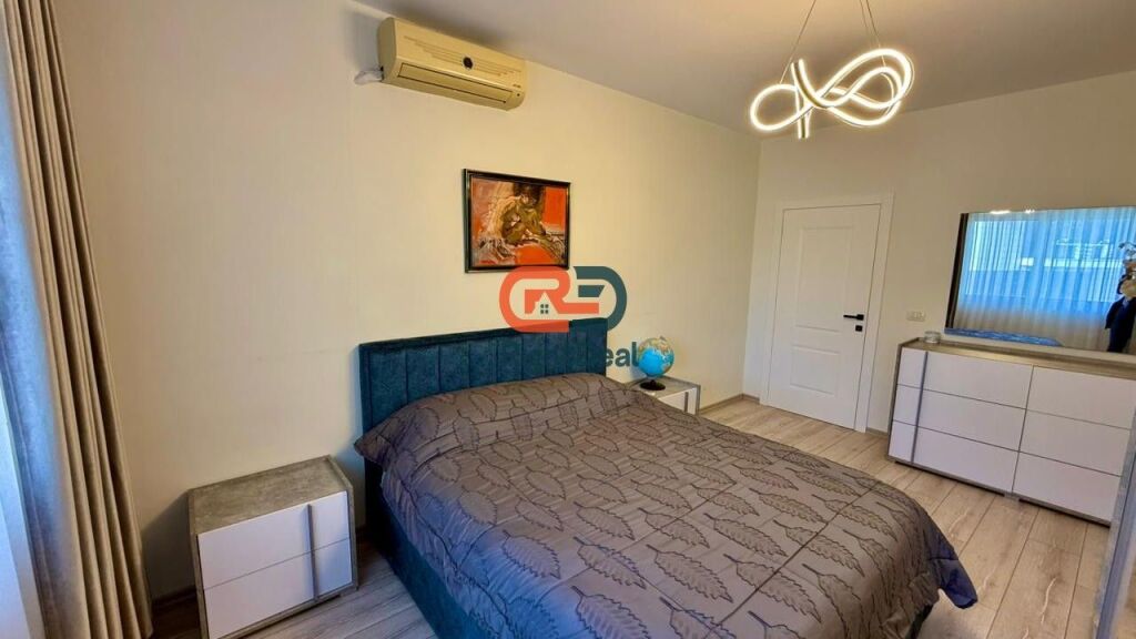 Tek Rruga e Kosovareve, Jepet Me Qira, Apartament 1+1 Totalisht i Mobiluar!!!