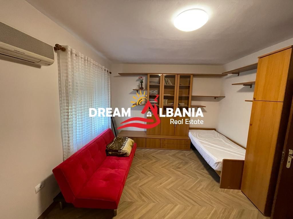 Appartamento in affitto nella zona di Rruga Durresit vicino a Mozaiku a Tirana (ID 42215480)