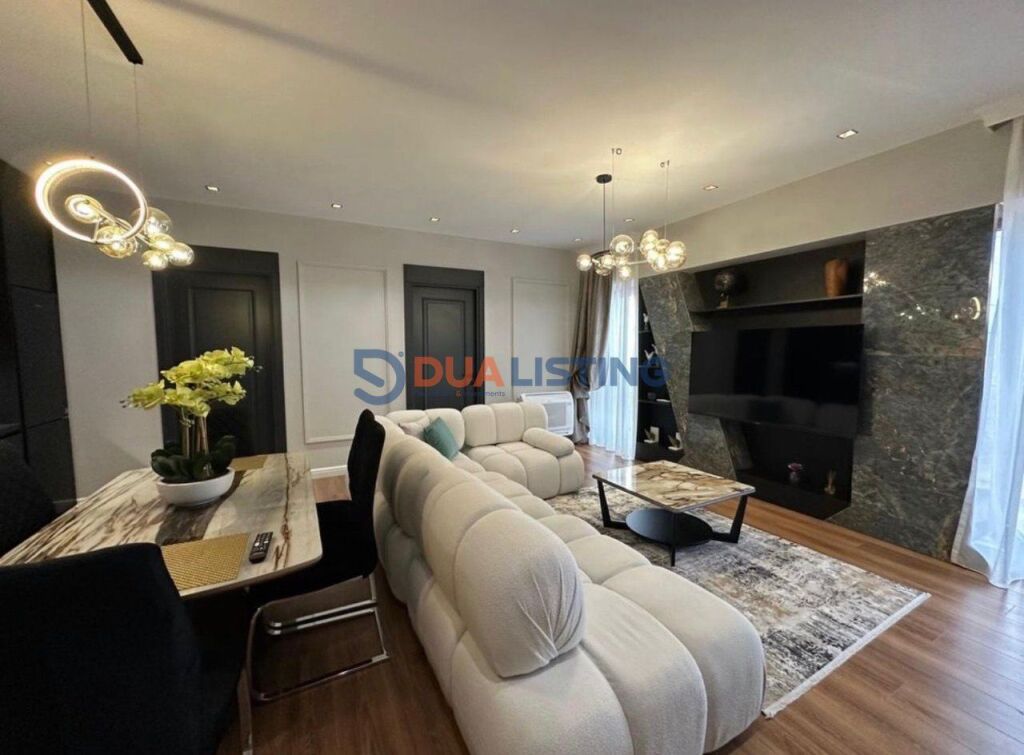 Affittasi appartamento di lusso 3+1+2+posto auto, Tirana Garden Building!!