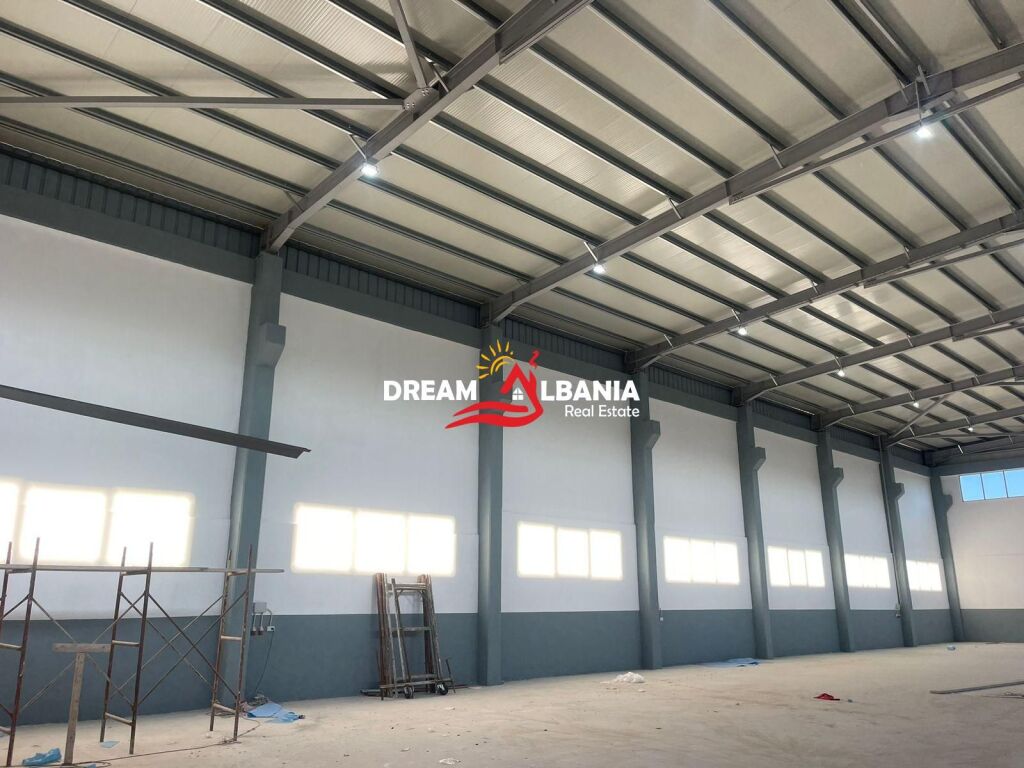 Magazzini in vendita sull'autostrada Tirana-Durazzo (ID 4181065)