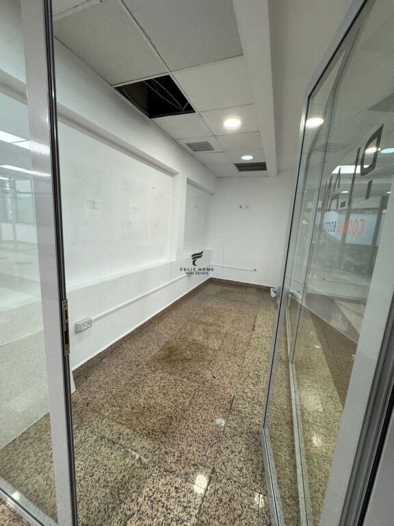 ZYRE ME QERA 220 M2 BLLOK 3300 EURO